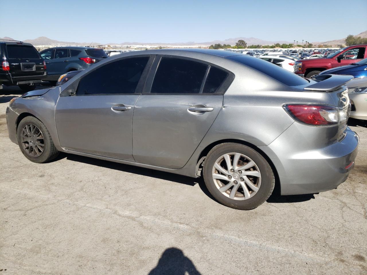 Photo 1 VIN: JM1BL1V86C1545087 - MAZDA 3 