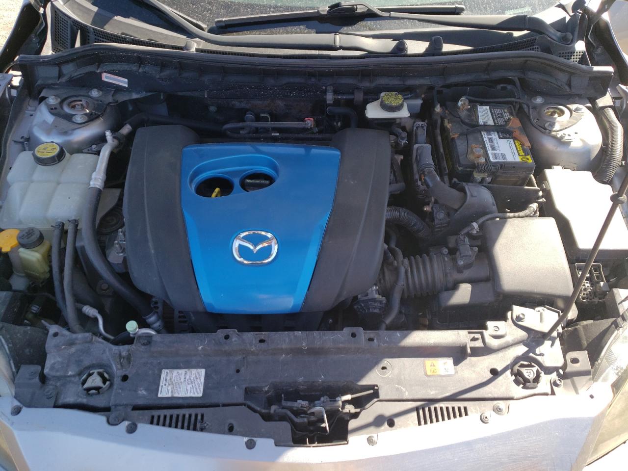 Photo 10 VIN: JM1BL1V86C1545087 - MAZDA 3 