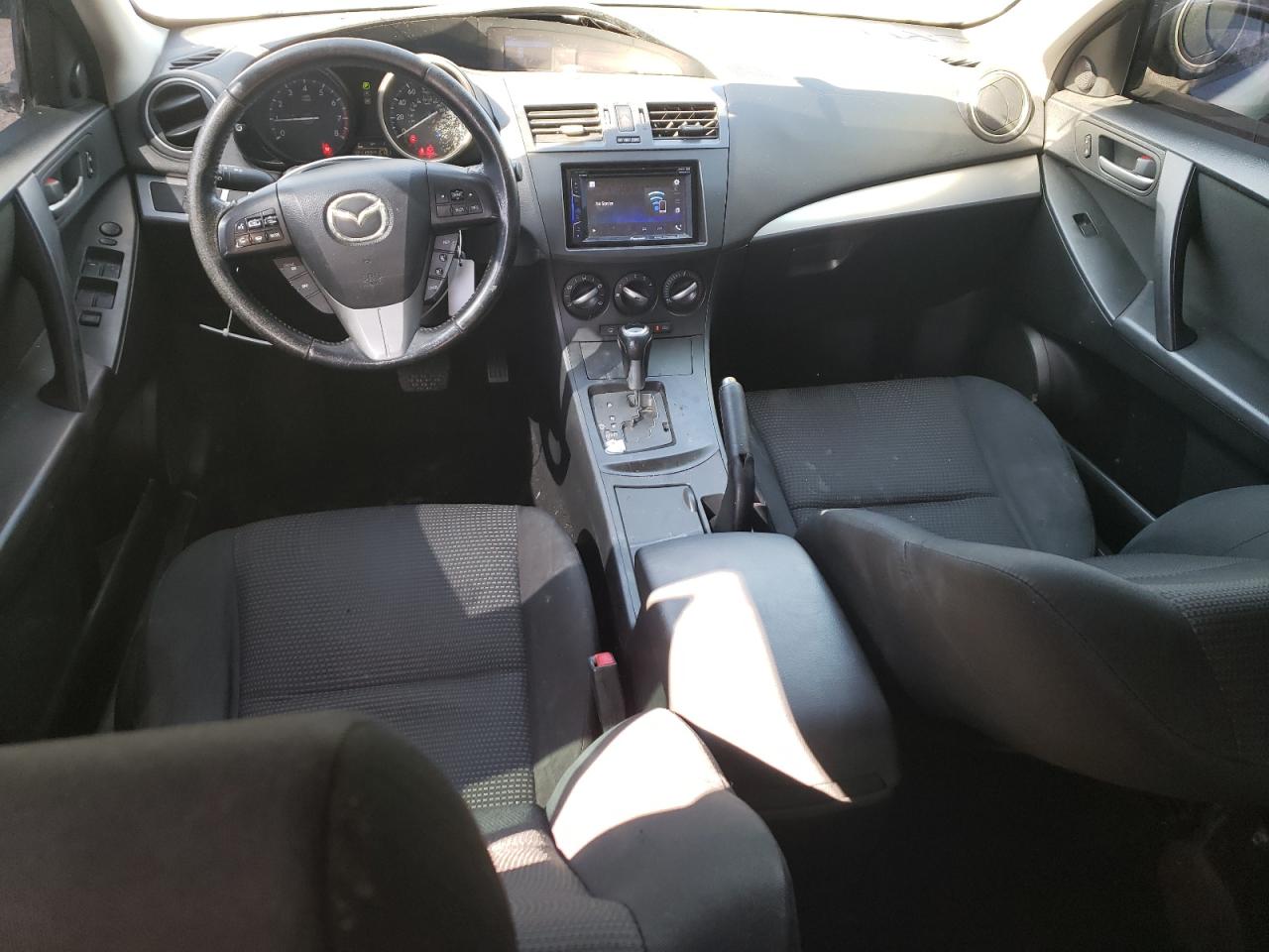 Photo 7 VIN: JM1BL1V86C1545087 - MAZDA 3 