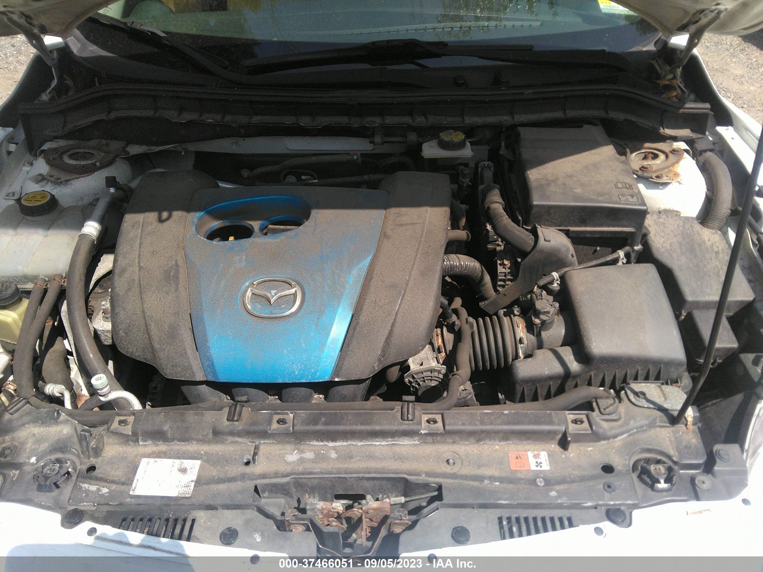 Photo 9 VIN: JM1BL1V88C1683021 - MAZDA 3 