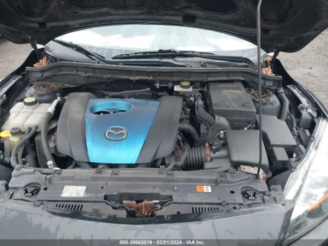 Photo 9 VIN: JM1BL1V8XC1572700 - MAZDA MAZDA3 