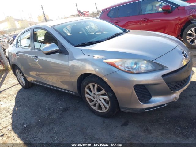 Photo 0 VIN: JM1BL1V8XC1577556 - MAZDA MAZDA3 