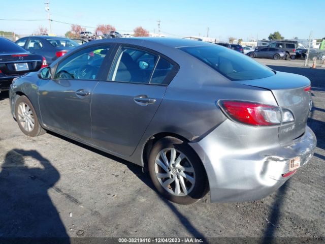 Photo 2 VIN: JM1BL1V8XC1577556 - MAZDA MAZDA3 