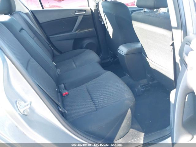 Photo 7 VIN: JM1BL1V8XC1577556 - MAZDA MAZDA3 