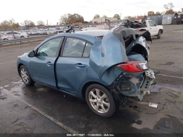 Photo 2 VIN: JM1BL1VF1B1423346 - MAZDA MAZDA3 