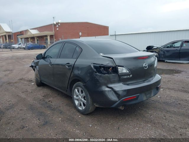 Photo 2 VIN: JM1BL1VF2B1362900 - MAZDA MAZDA3 