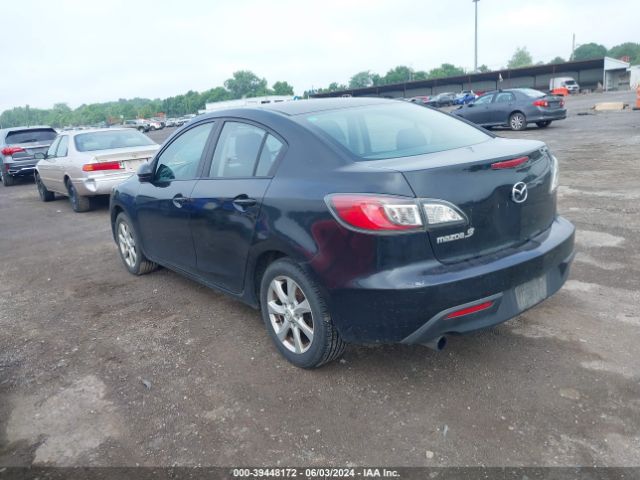 Photo 2 VIN: JM1BL1VF3B1416236 - MAZDA MAZDA3 