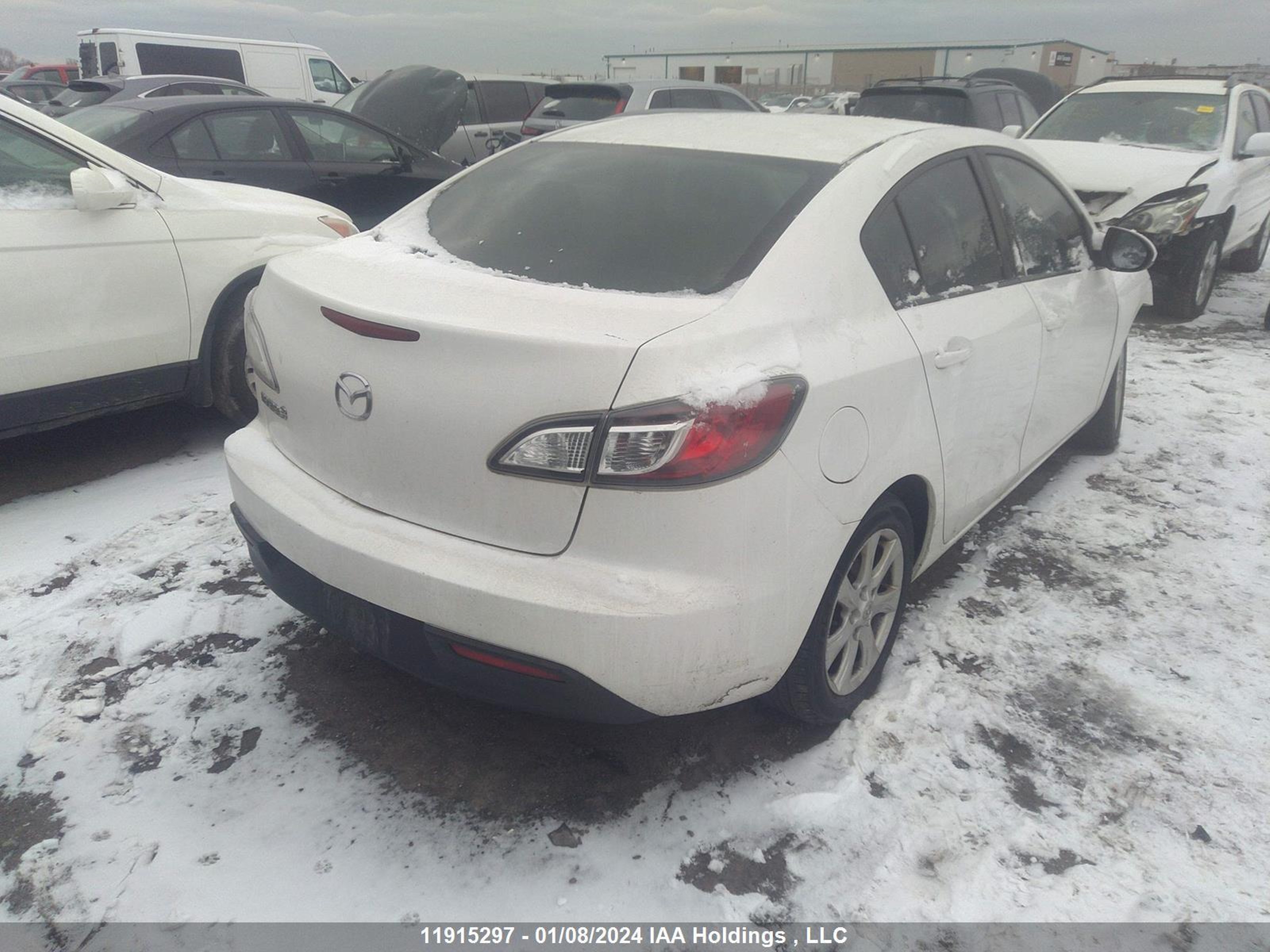 Photo 3 VIN: JM1BL1VF3B1457045 - MAZDA 3 