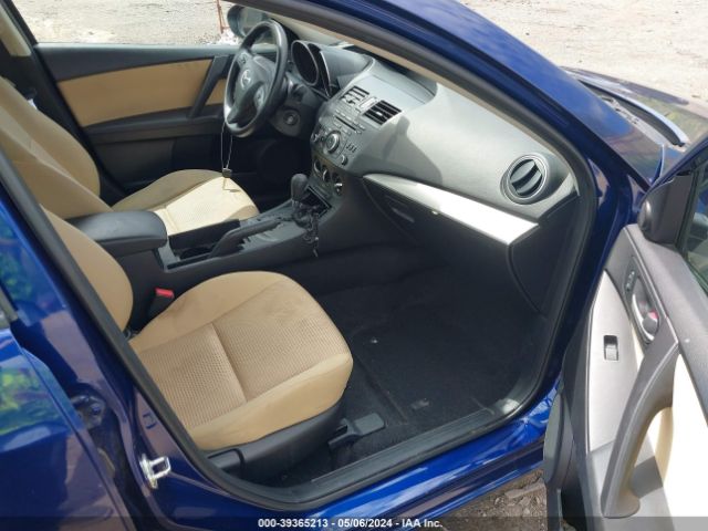 Photo 4 VIN: JM1BL1VF3C1501238 - MAZDA MAZDA3 