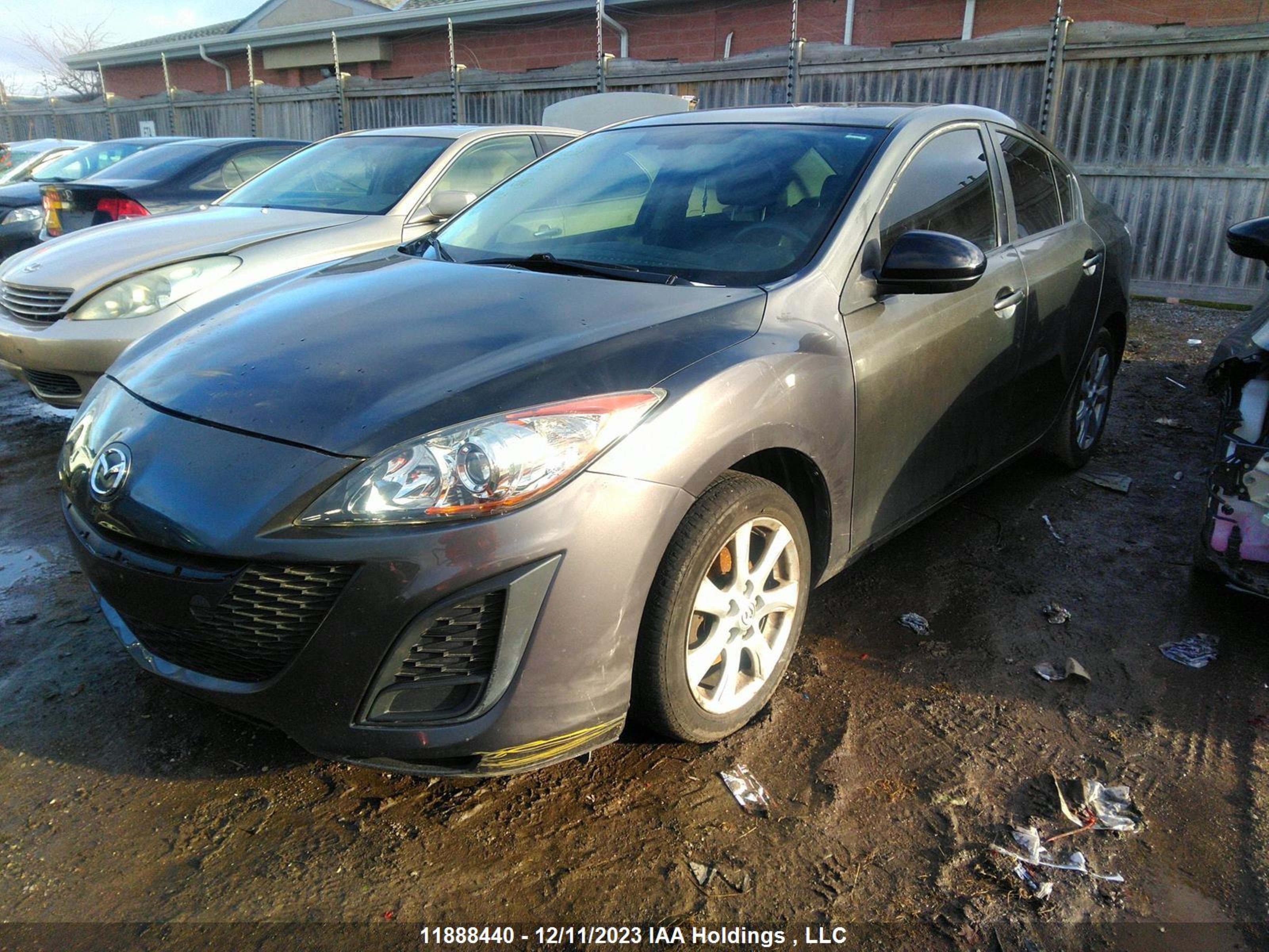 Photo 1 VIN: JM1BL1VF4B1369055 - MAZDA 3 