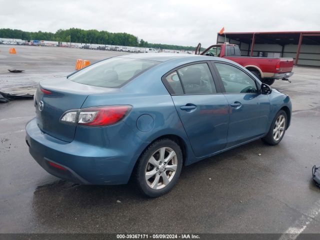 Photo 3 VIN: JM1BL1VF5B1385376 - MAZDA MAZDA3 