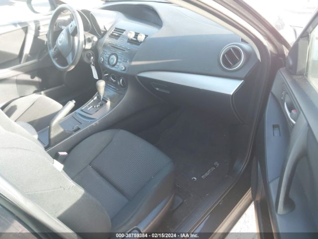 Photo 4 VIN: JM1BL1VF5C1515271 - MAZDA MAZDA3 