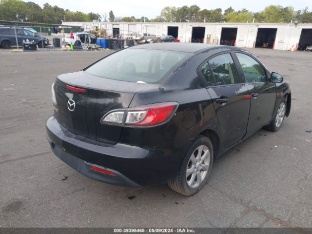 Photo 3 VIN: JM1BL1VF7B1437719 - MAZDA MAZDA3 