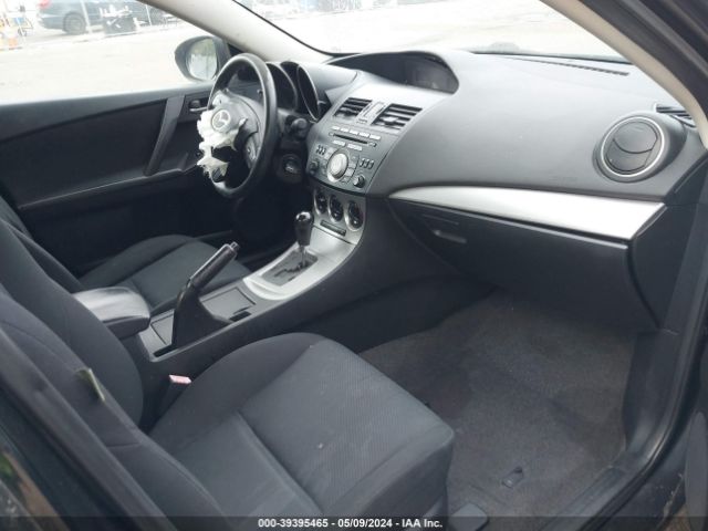 Photo 4 VIN: JM1BL1VF7B1437719 - MAZDA MAZDA3 