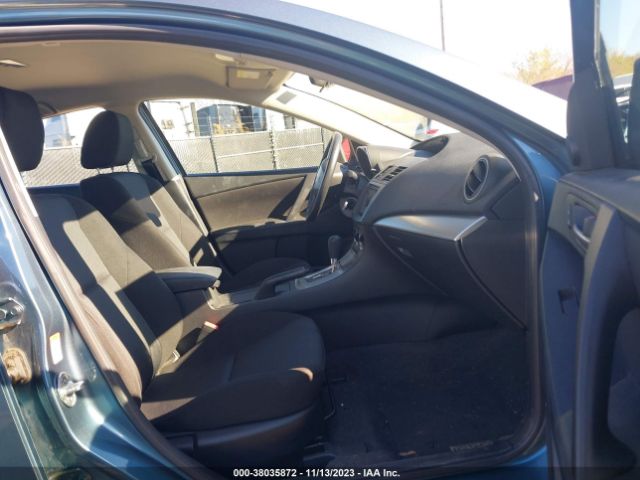 Photo 4 VIN: JM1BL1VF7B1484796 - MAZDA MAZDA3 