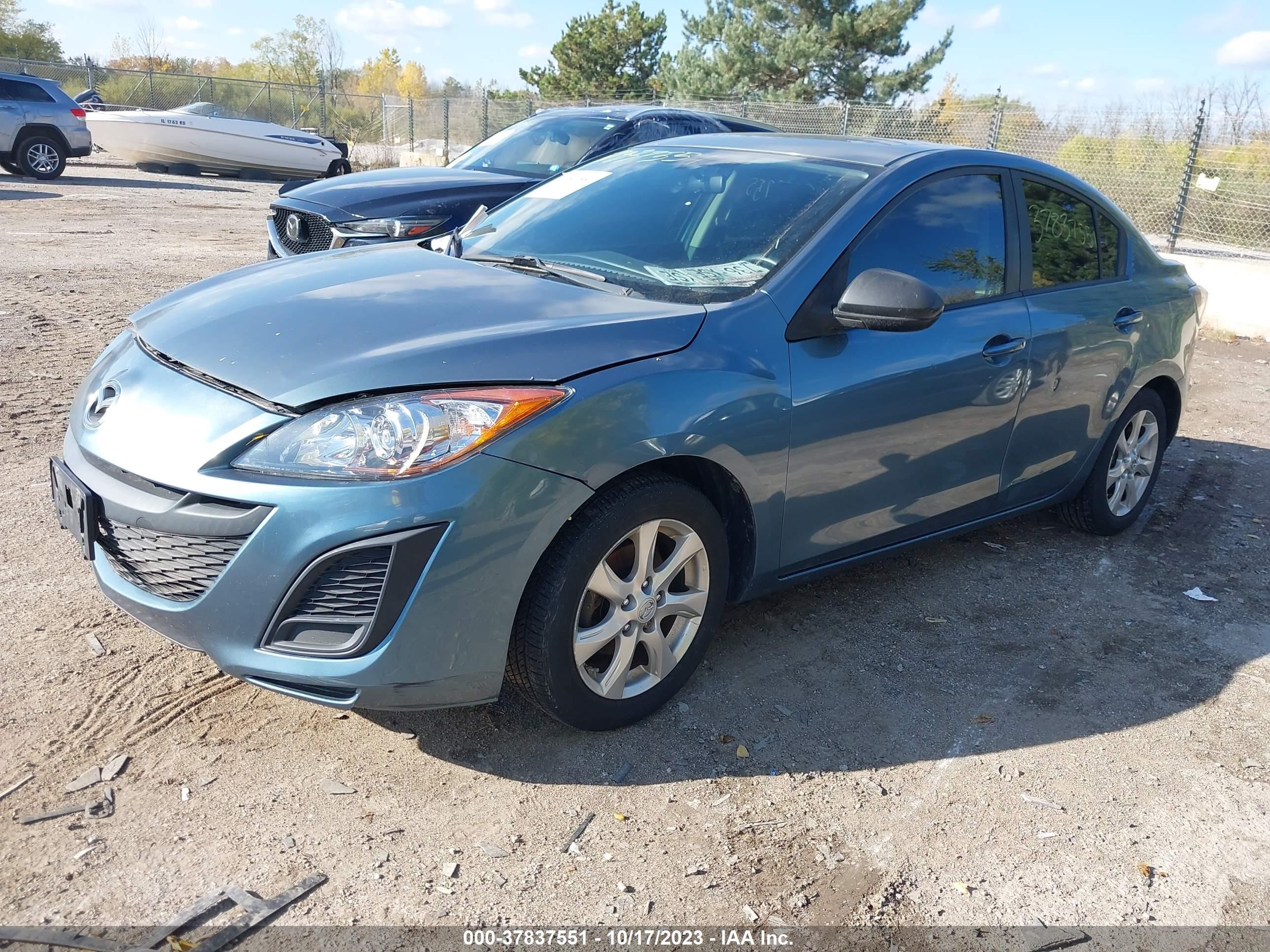 Photo 1 VIN: JM1BL1VF9B1427810 - MAZDA 3 