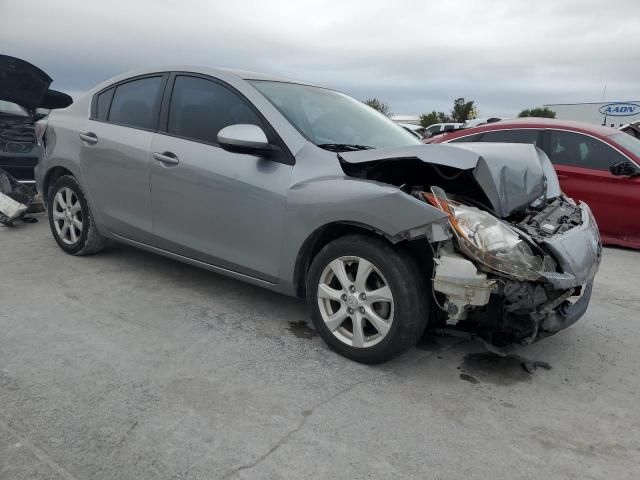 Photo 3 VIN: JM1BL1VF9B1450617 - MAZDA 3 