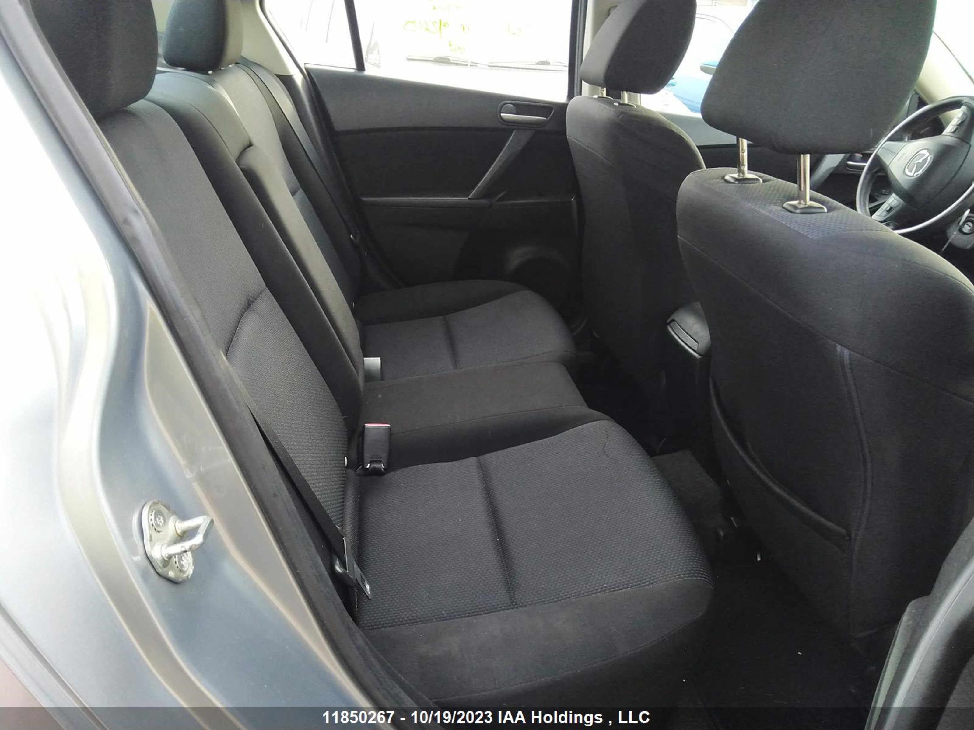 Photo 7 VIN: JM1BL1VFXB1420378 - MAZDA 3 