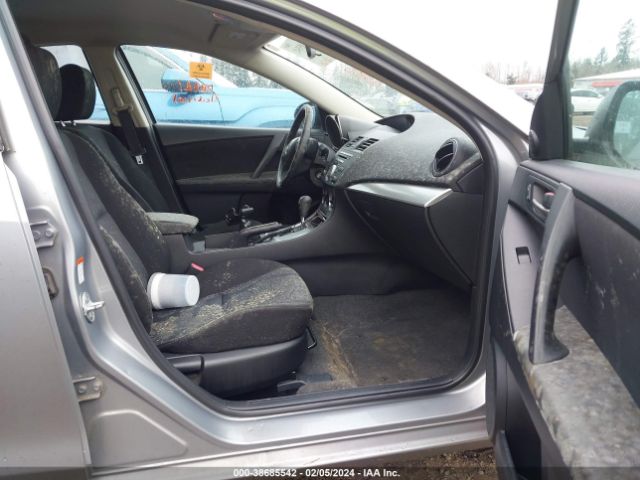 Photo 4 VIN: JM1BL1VG0B1454838 - MAZDA MAZDA3 