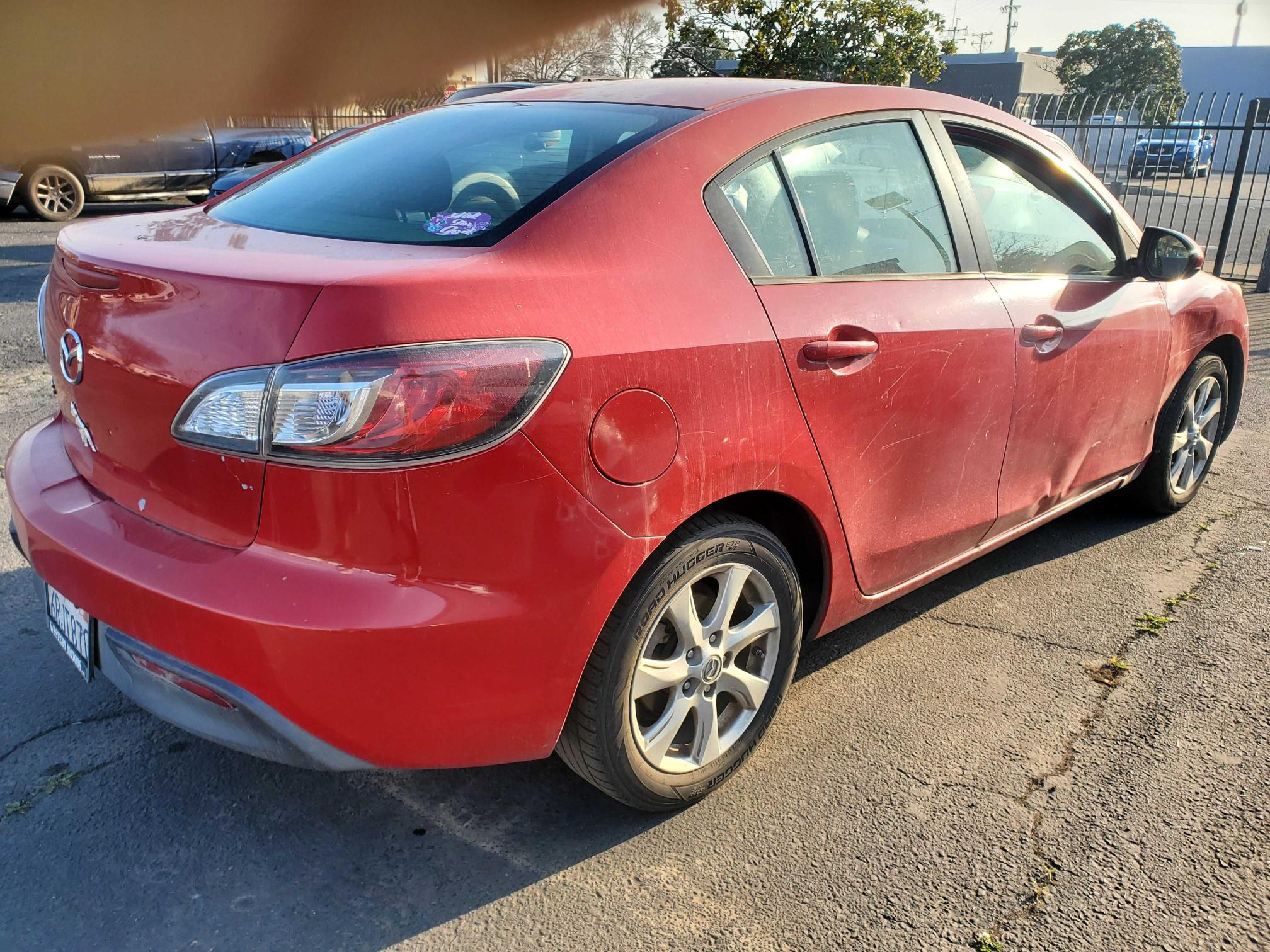 Photo 3 VIN: JM1BL1VG2B1471432 - MAZDA 3 I 