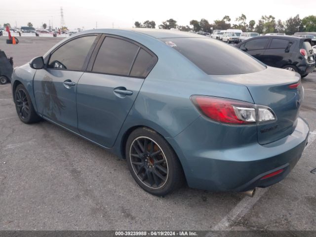 Photo 2 VIN: JM1BL1VG2B1480597 - MAZDA MAZDA3 