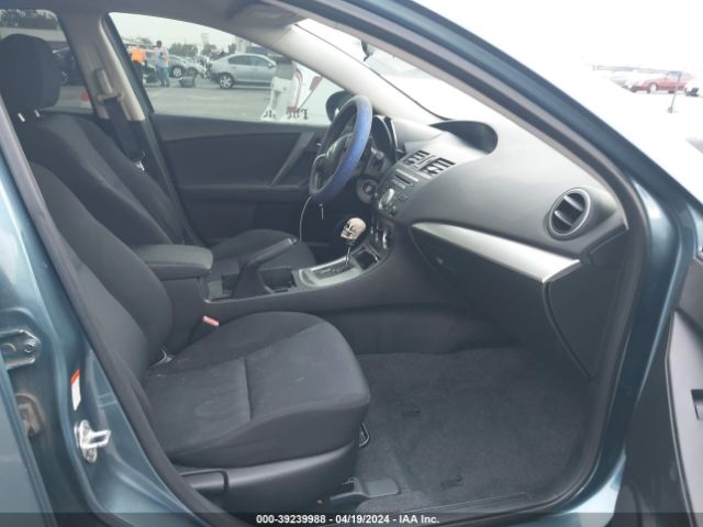 Photo 4 VIN: JM1BL1VG2B1480597 - MAZDA MAZDA3 