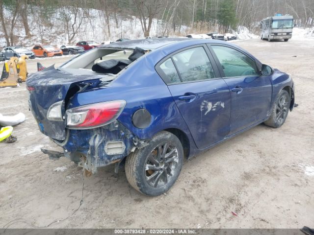 Photo 3 VIN: JM1BL1VG2C1504608 - MAZDA MAZDA3 