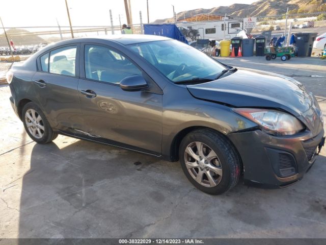 Photo 0 VIN: JM1BL1VG3B1440030 - MAZDA MAZDA3 