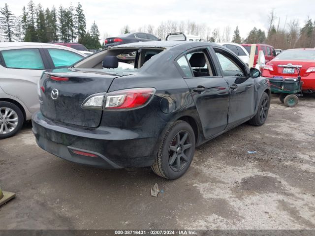 Photo 3 VIN: JM1BL1VG3B1471228 - MAZDA MAZDA3 