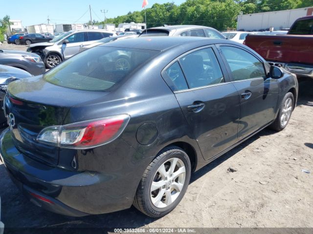 Photo 3 VIN: JM1BL1VG4B1420983 - MAZDA MAZDA3 