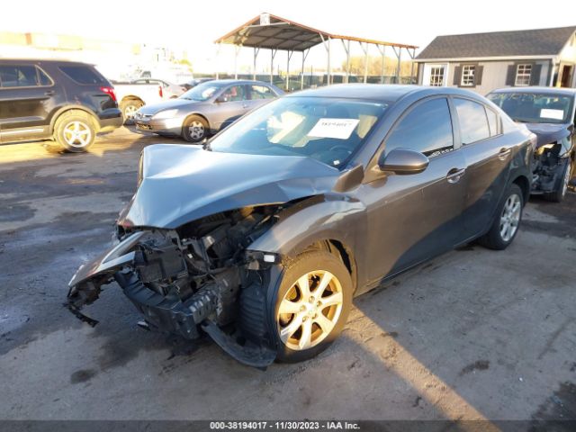 Photo 1 VIN: JM1BL1VG4B1902384 - MAZDA MAZDA3 