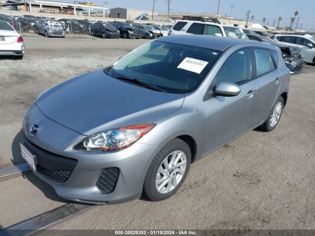 Photo 1 VIN: JM1BL1VG5B1428929 - MAZDA MAZDA3 