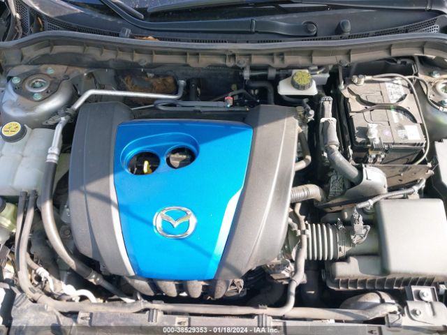 Photo 9 VIN: JM1BL1VG5B1428929 - MAZDA MAZDA3 