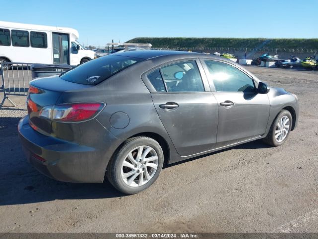 Photo 3 VIN: JM1BL1VG7C1509707 - MAZDA MAZDA3 