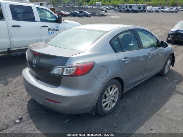 Photo 3 VIN: JM1BL1VG7C1510291 - MAZDA MAZDA3 