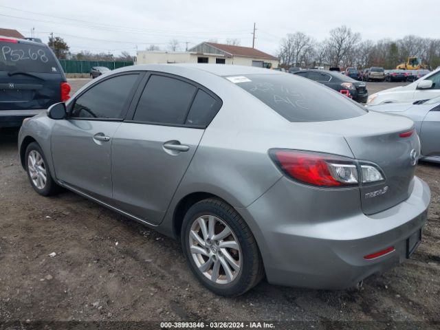 Photo 2 VIN: JM1BL1VG8C1507898 - MAZDA MAZDA3 