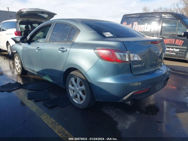 Photo 2 VIN: JM1BL1VGXB1358098 - MAZDA MAZDA3 