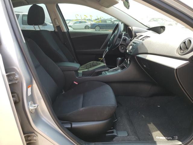 Photo 4 VIN: JM1BL1VGXB1431020 - MAZDA MAZDA3 