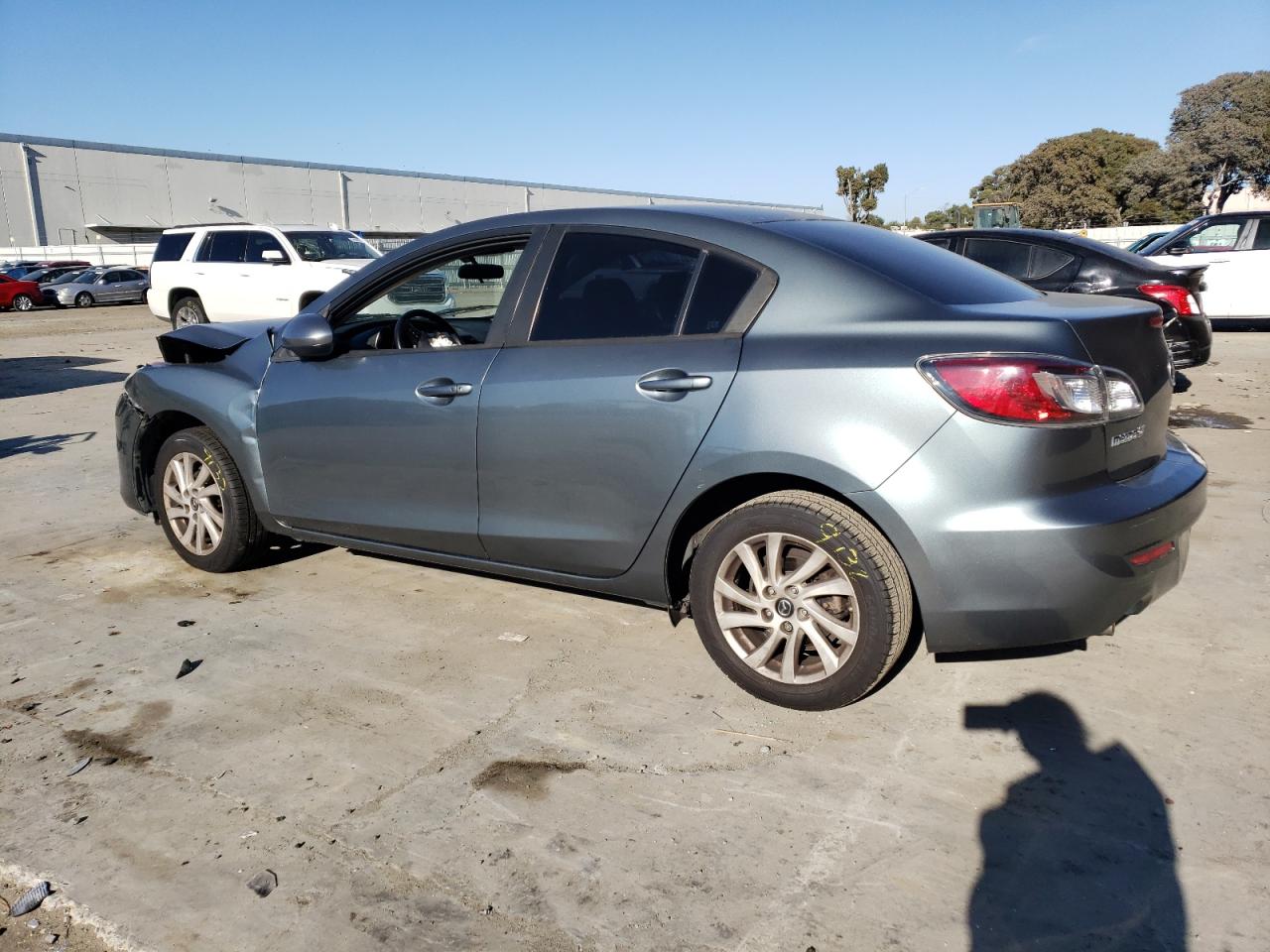 Photo 1 VIN: JM1BL1VP8D1751858 - MAZDA 3 