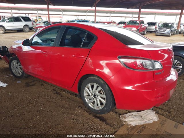 Photo 2 VIN: JM1BL1VP9D1764215 - MAZDA MAZDA3 