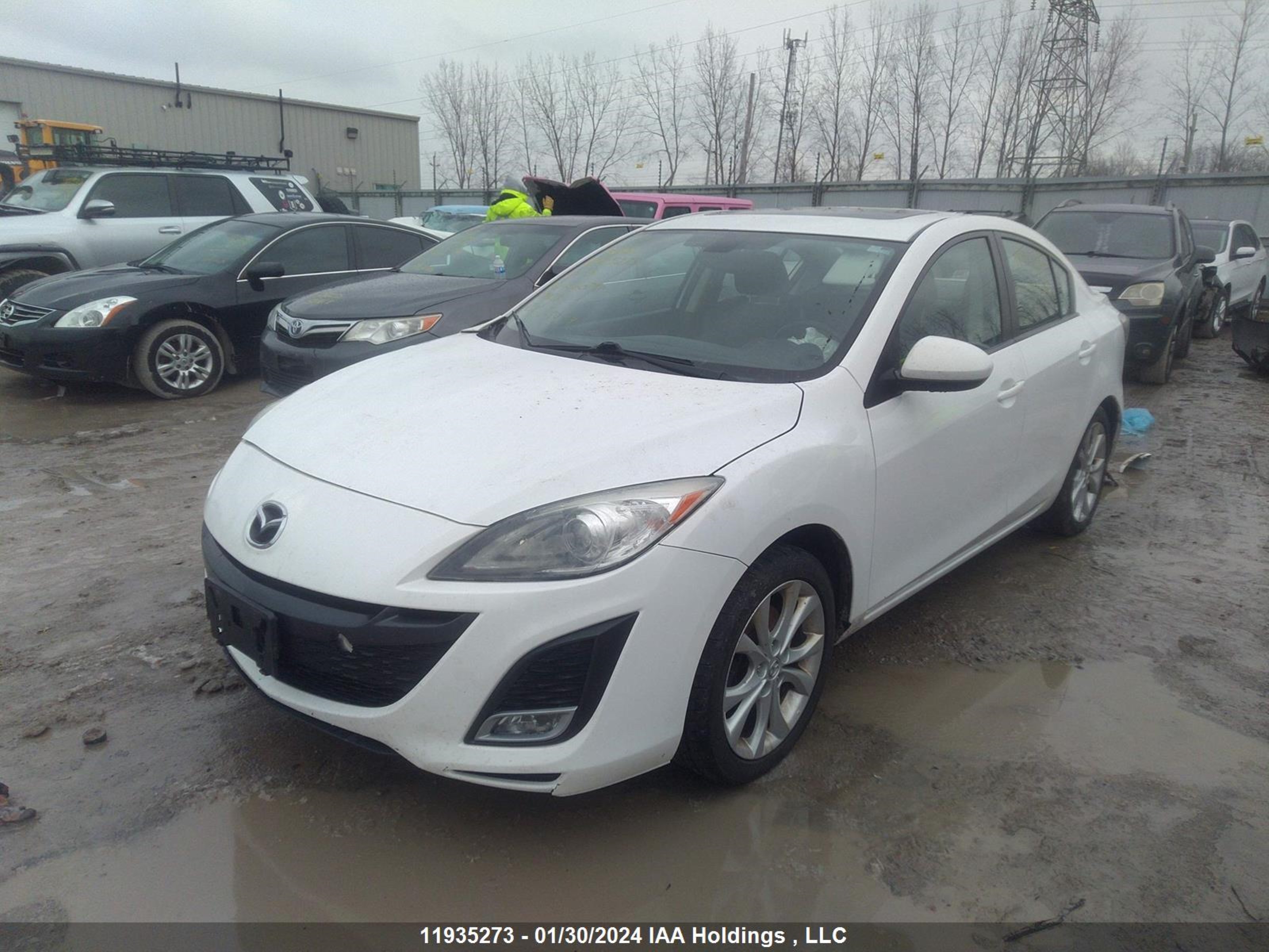 Photo 1 VIN: JM1BL1W54B1460798 - MAZDA 3 