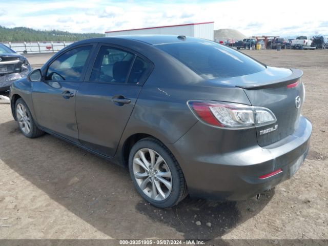 Photo 2 VIN: JM1BL1W61B1371022 - MAZDA MAZDA3 