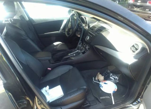 Photo 4 VIN: JM1BL1W61B1489510 - MAZDA MAZDA3 