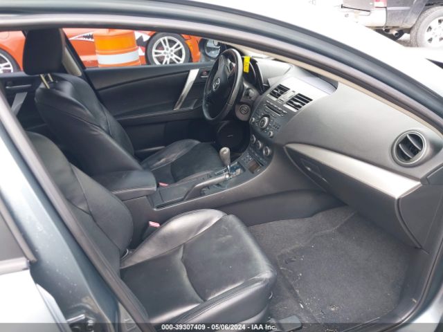 Photo 4 VIN: JM1BL1W66C1518629 - MAZDA MAZDA3 