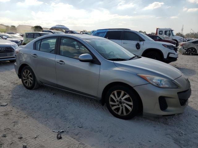 Photo 3 VIN: JM1BL1W72C1548655 - MAZDA 3 