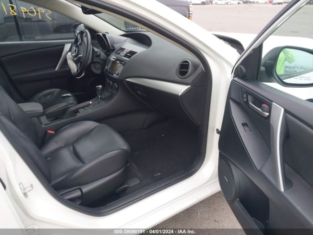 Photo 4 VIN: JM1BL1W76D1729890 - MAZDA MAZDA3 