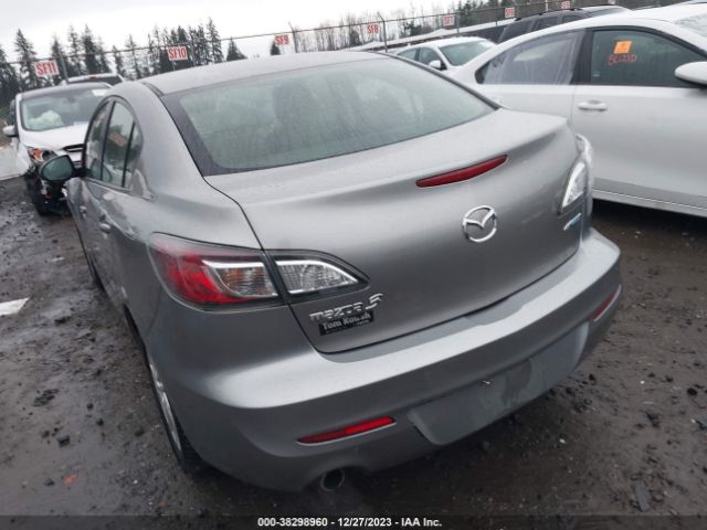 Photo 2 VIN: JM1BL1W7XC1528220 - MAZDA MAZDA3 