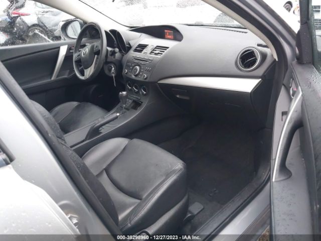 Photo 4 VIN: JM1BL1W7XC1528220 - MAZDA MAZDA3 