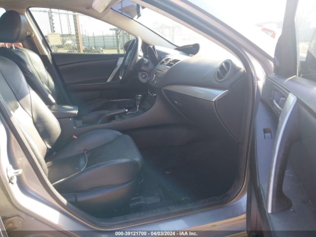 Photo 4 VIN: JM1BL1W83C1655528 - MAZDA MAZDA3 