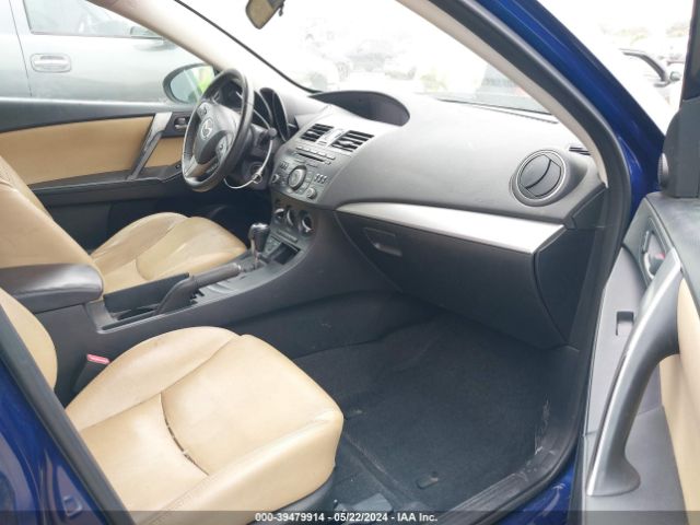 Photo 4 VIN: JM1BL1W83C1696158 - MAZDA MAZDA3 